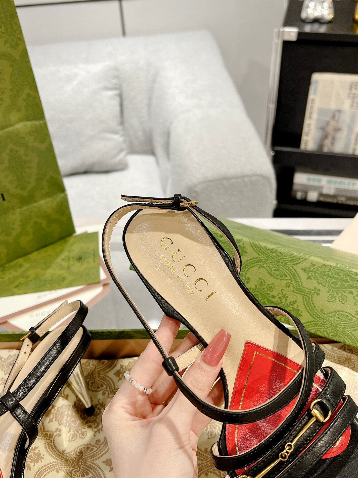 GUCCI HIGH HEEL 65MM IN BLACK CALFSKIN WITH RED HEART