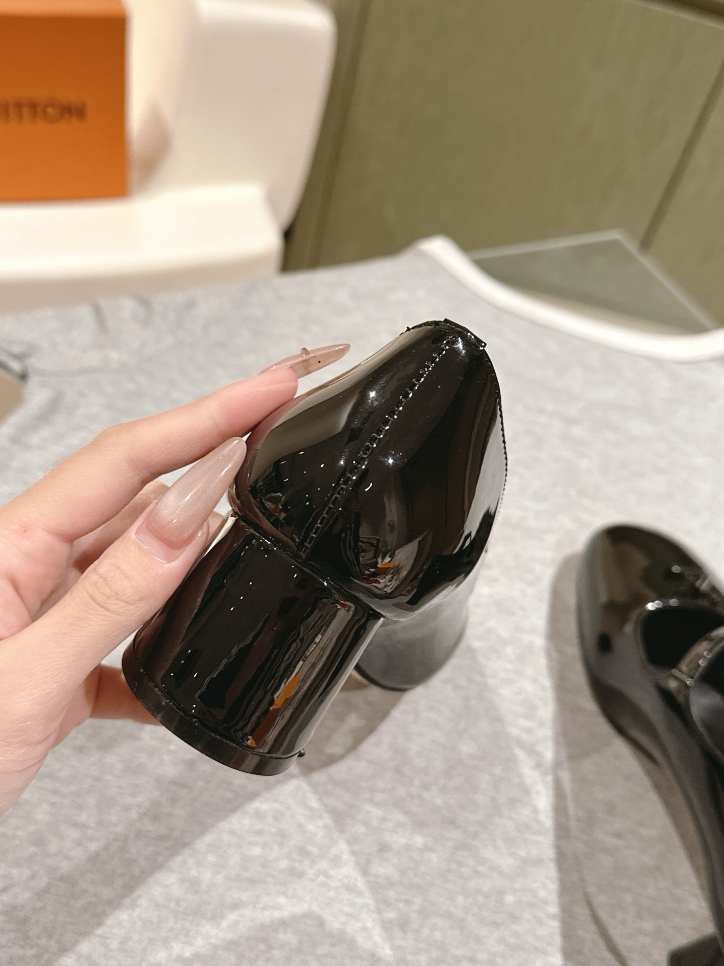 LOUIS VUITTON SWING HIGH MARY JANE 55 MM IN BLACK PATENT CALFSKIN
