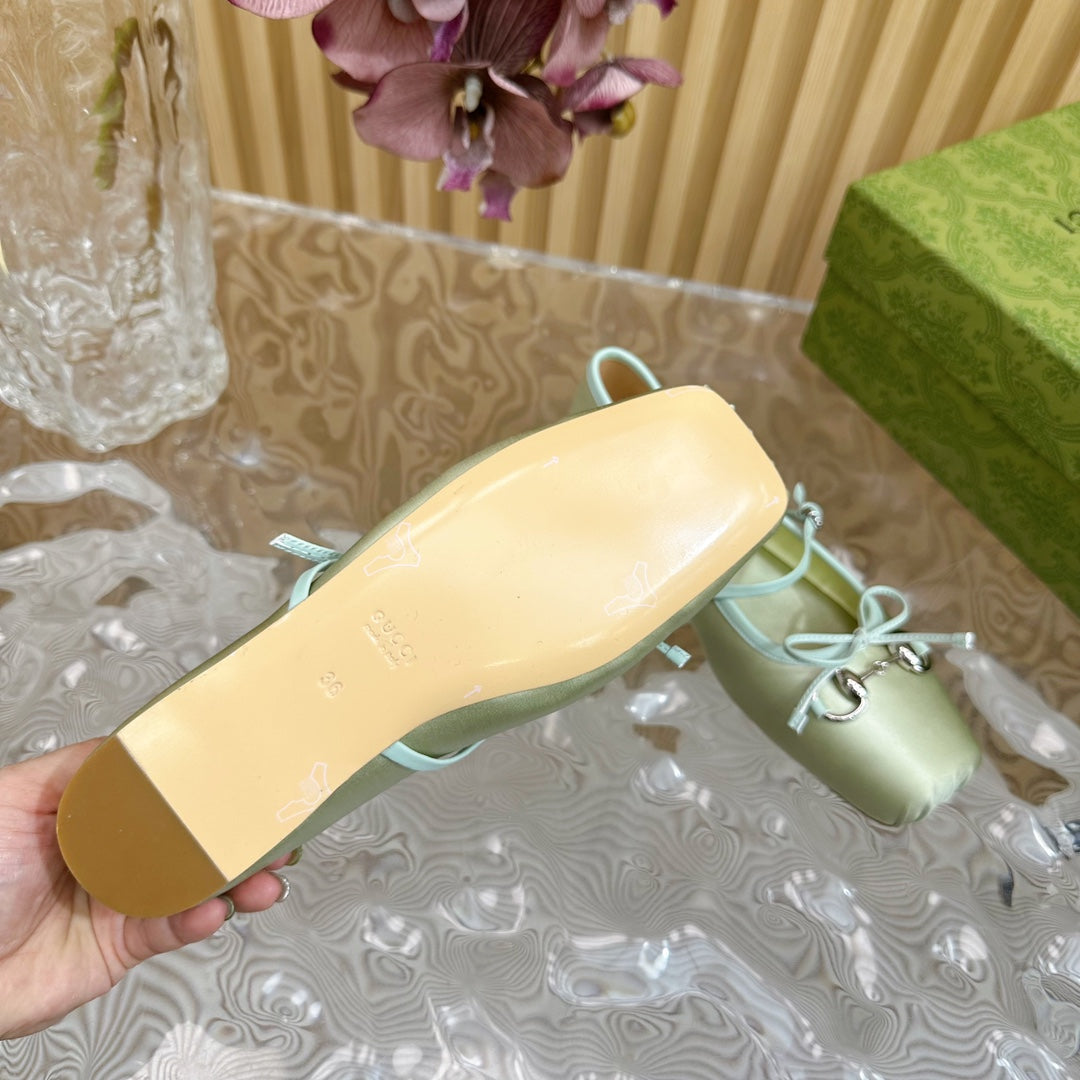 GUCCI BALLET FLAT IN JADE GREEN SILK WITH SILVER HARDWARE
