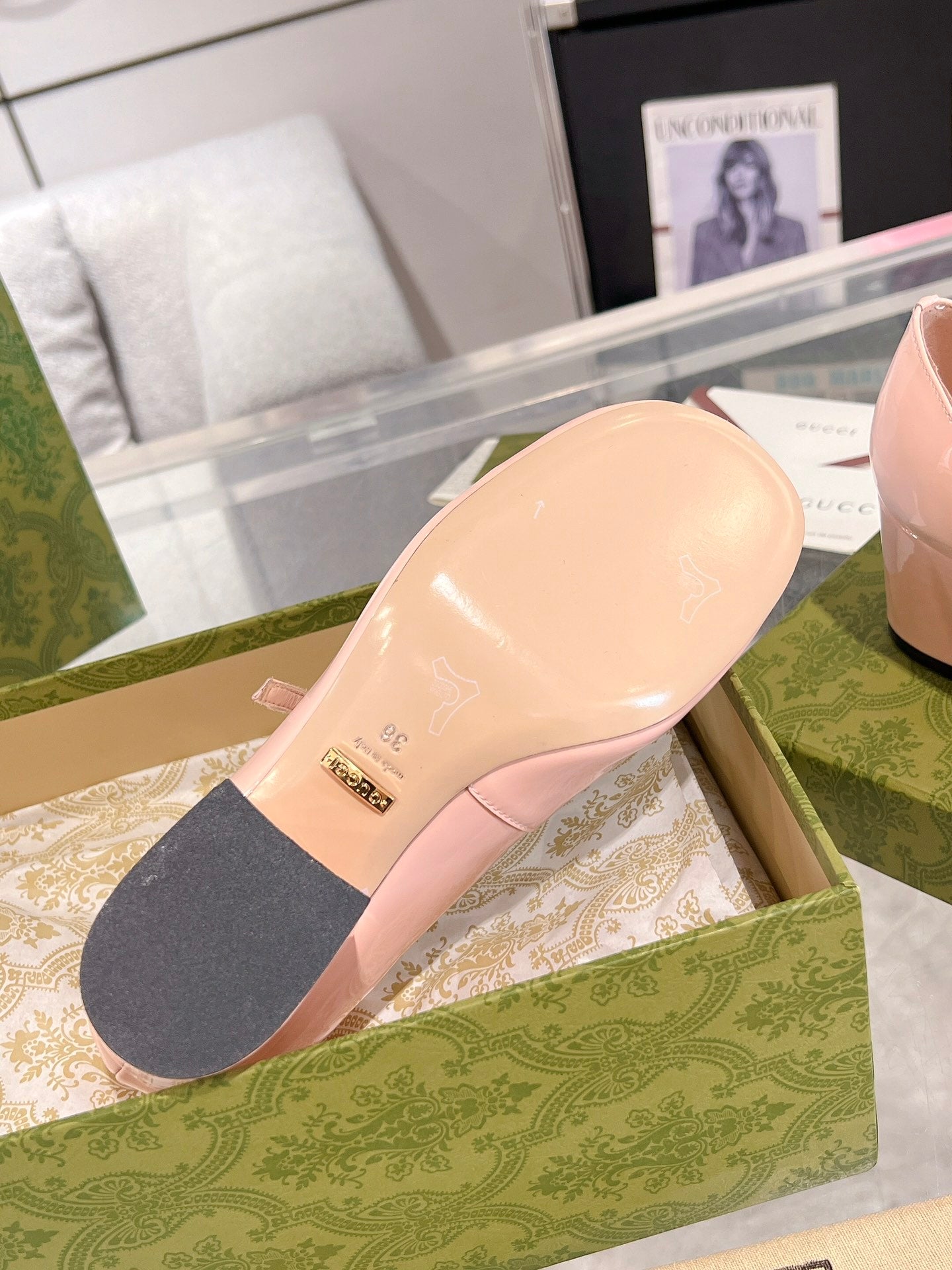 GUCCI HORSEBIT MARY JANE HEEL IN LIGHT PINK CALFSKIN GOLD HARDWARE