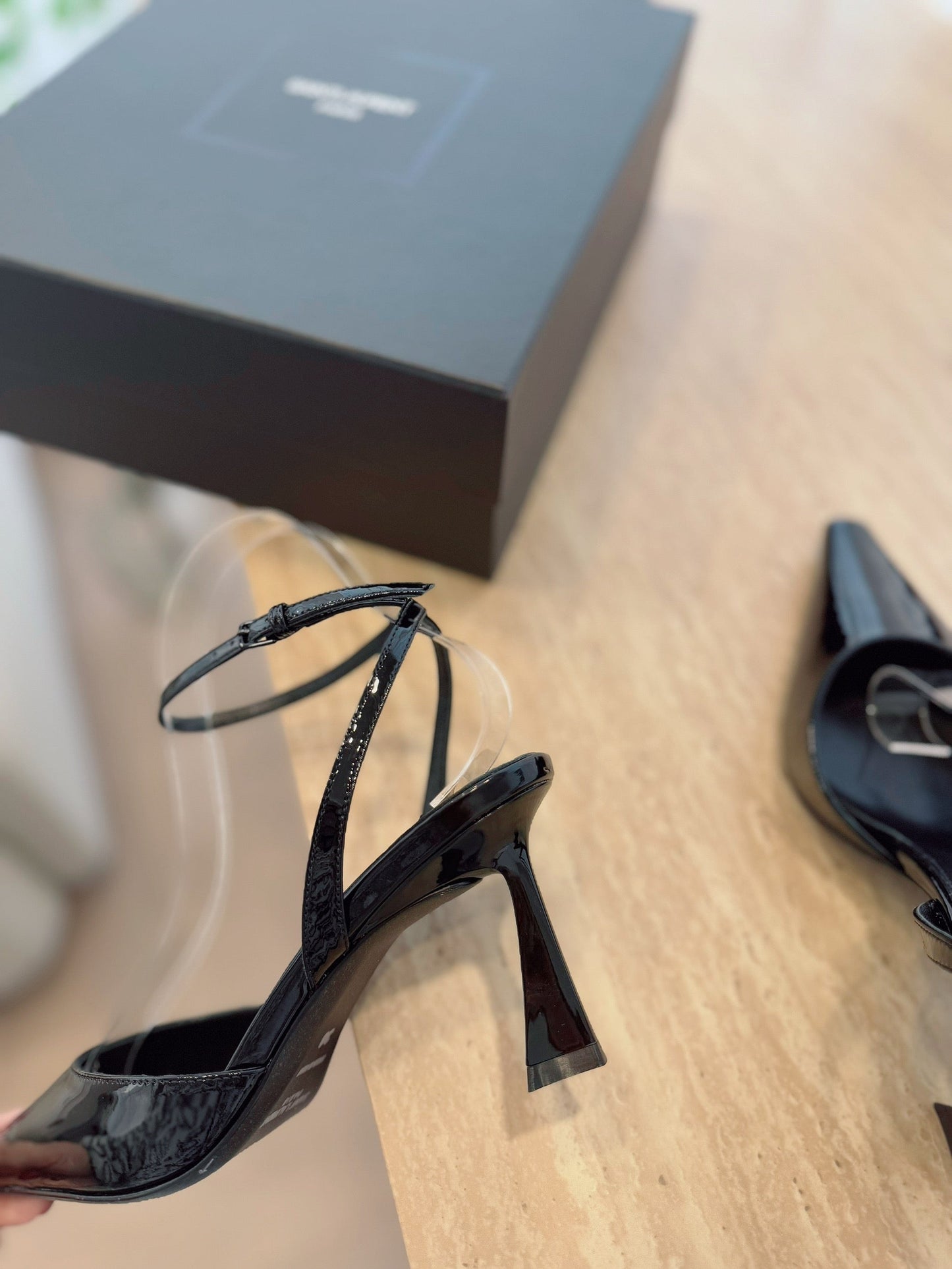 LOUIS VUITTON HIGH SLINGBACK 75 MM IN BLACK PATENT CALFSKIN