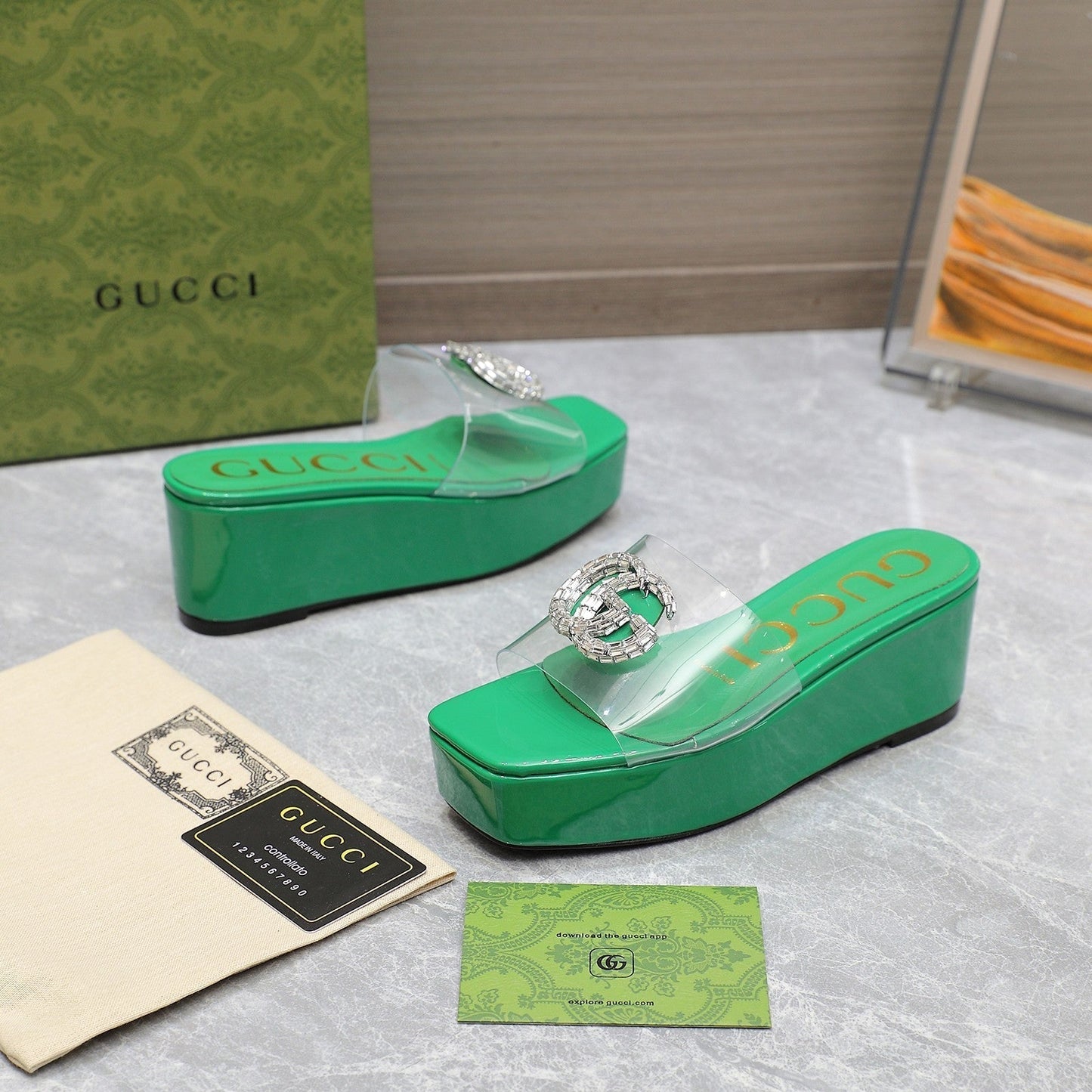 GUCCI HIGH WEDGE PLATFORM WITH DOUBLE G IN GREEN GLOSSY CALFSKIN