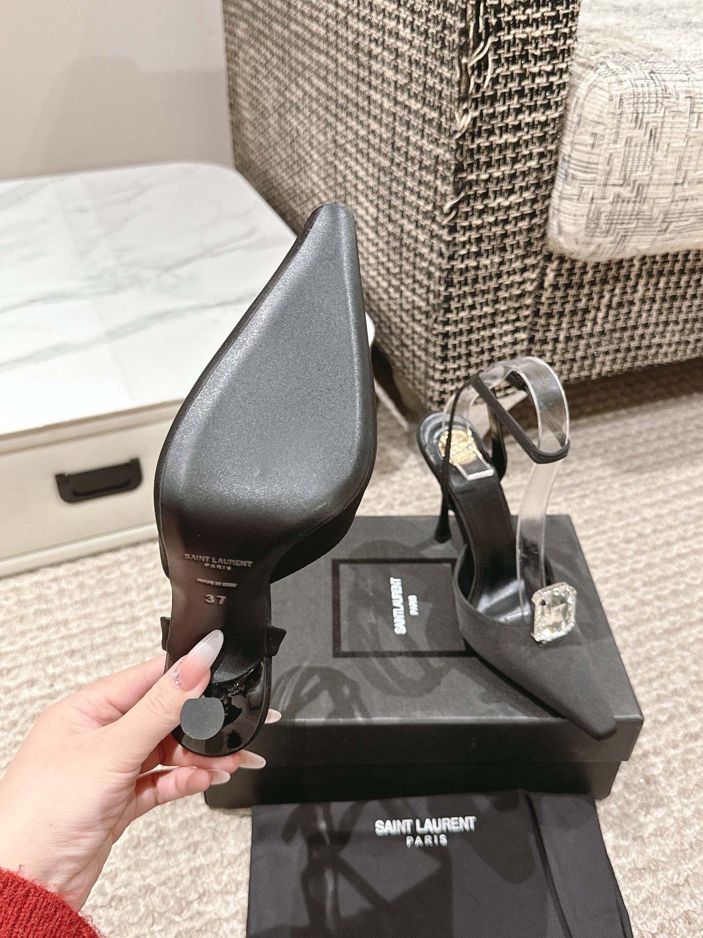 LOUIS VUITTON AIMÉE HIGH 75 MM SLINGBACK PUMPS IN BLACK SATIN WITH CRYSTAL