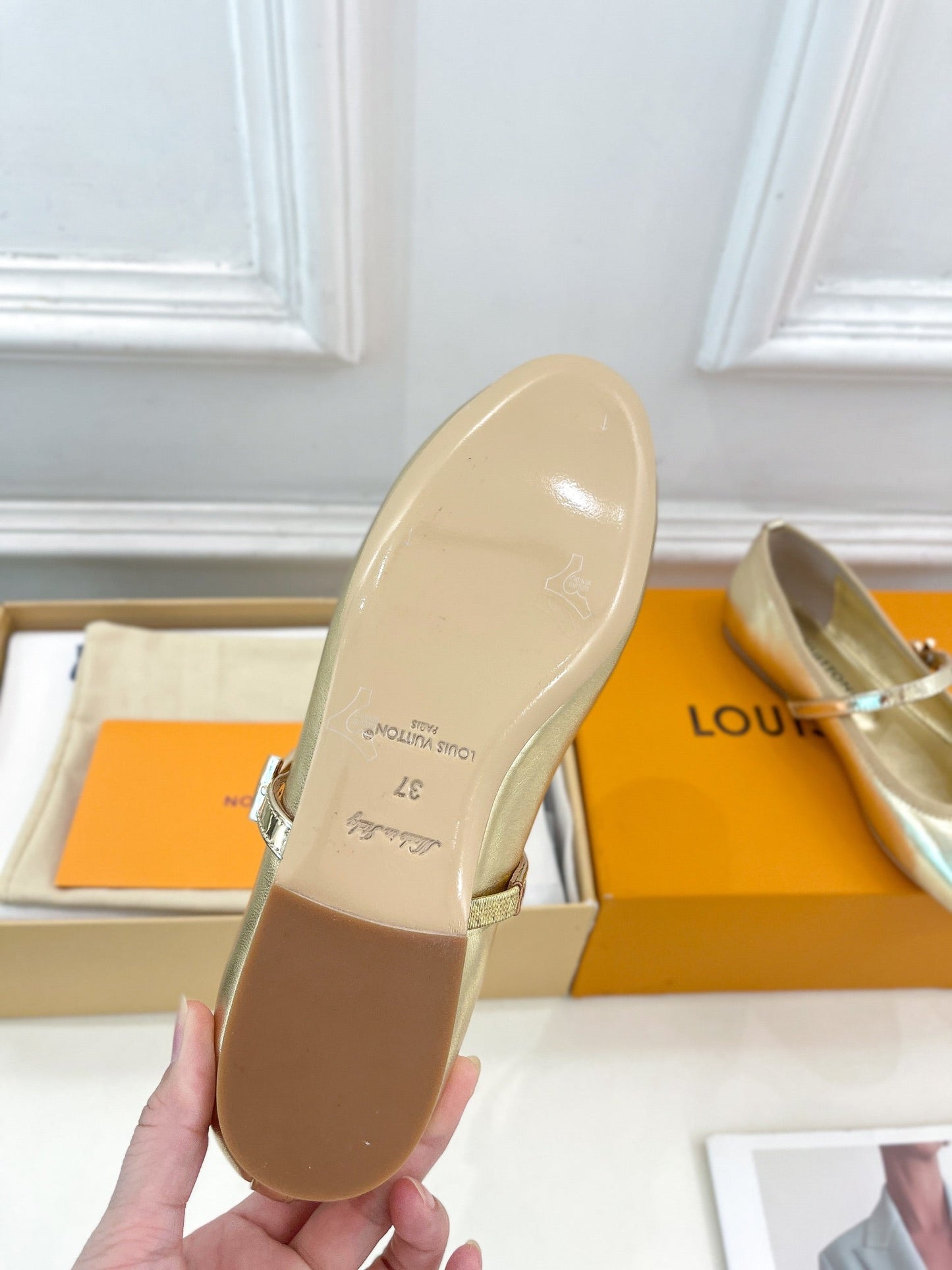 LOUIS VUITTON LV WOMEN ROMY FLAT BALLERINA IN GOLDEN METALLIC LAMBSKIN