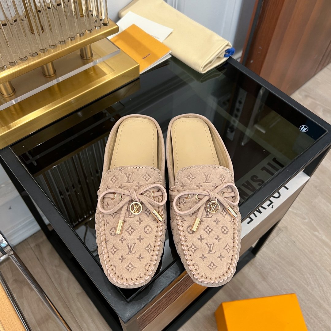 LOUIS VUITTON LV COSY FLAT LOGO STAMPING BEIGE