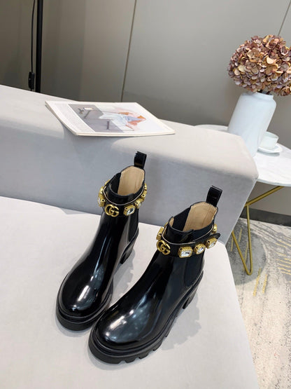 GUCCI CRYSTAL ANKLE BOOTS IN BLACK CALFSKIN GHW