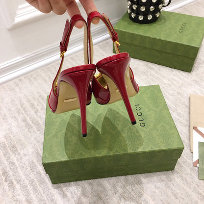 GUCCI HIGH HEEL SLINGBACK RUBY CALFSKIN WITH CHAIN