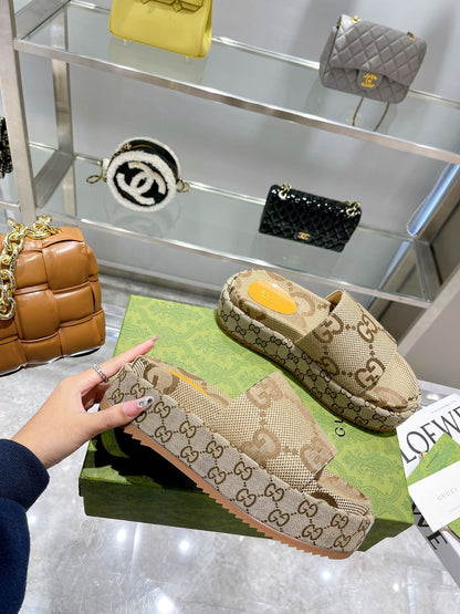 LOUIS VUITTON LV MONOGRAM THICK PLATFORM SANDALS IN BEIGE CANVAS
