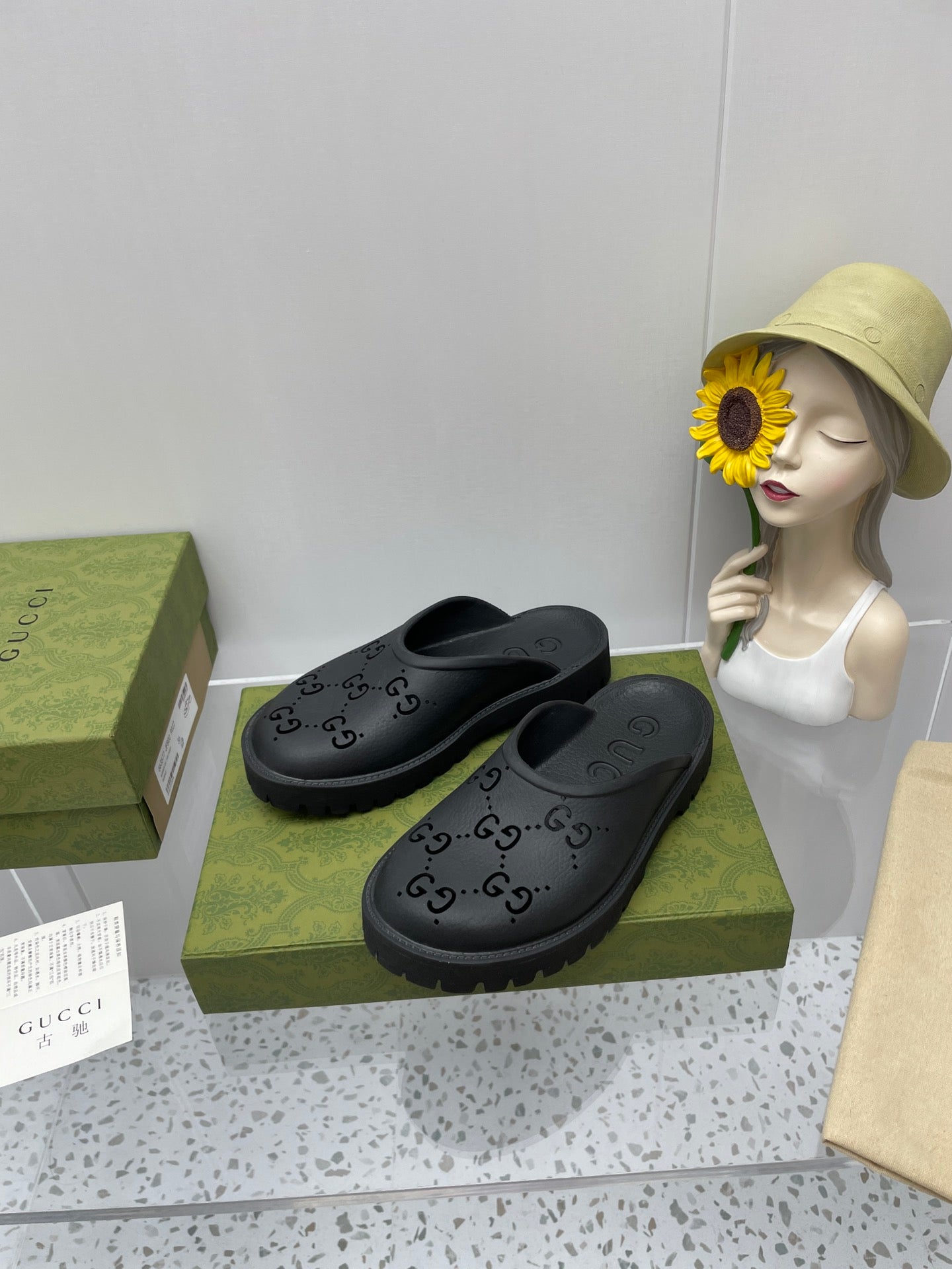 GUCCI PLATFORM PERFORATED G SANDAL BLACK IP FOAM