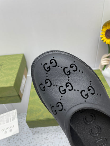 GUCCI PLATFORM PERFORATED G SANDAL BLACK IP FOAM