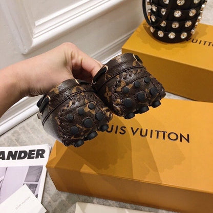 LOUIS VUITTON LV WOMEN'S DRIVER MOCCASIN IN CHOCOLATE BROWN MONOGRAM CALFSKIN