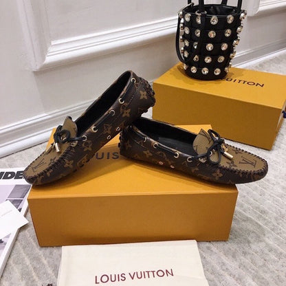 LOUIS VUITTON LV WOMEN'S DRIVER MOCCASIN IN CAMEL BROWN MONOGRAM CALFSKIN