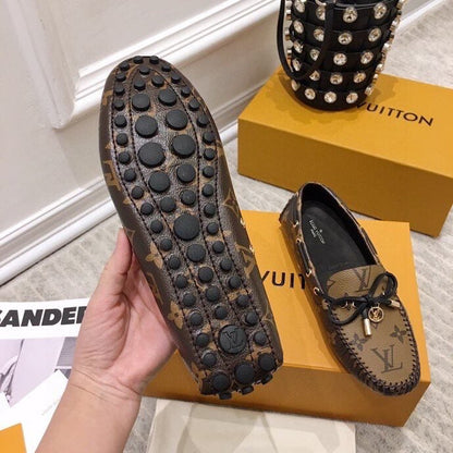 LOUIS VUITTON LV WOMEN'S DRIVER MOCCASIN IN CAMEL BROWN MONOGRAM CALFSKIN