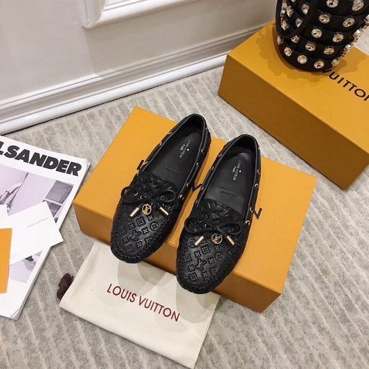 LOUIS VUITTON LV WOMEN'S DRIVER MOCCASIN IN BLACK EMBOSSED CALFSKIN