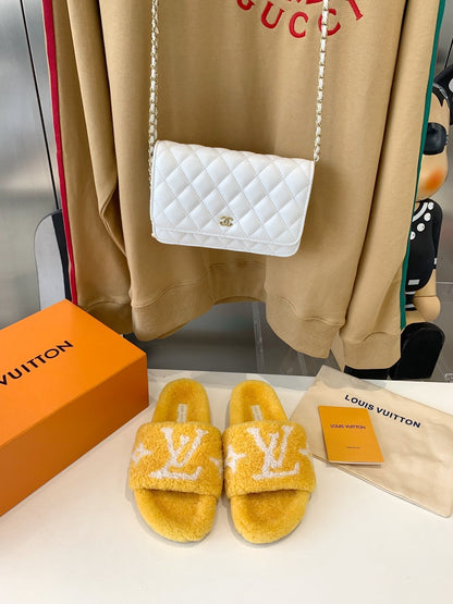 LOUIS VUITTON LV WOMEN'S PASEO FLAT SLIPPER IN YELLOW FLEECE WITH WHITE LOGO