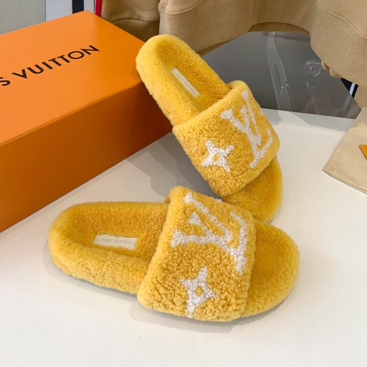 LOUIS VUITTON LV WOMEN'S PASEO FLAT SLIPPER IN YELLOW FLEECE WITH WHITE LOGO