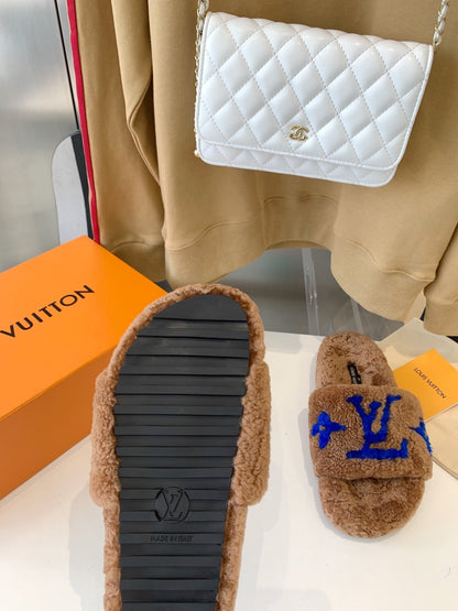 LOUIS VUITTON LV WOMEN'S PASEO FLAT SLIPPER IN BROWN FLEECE WITH BLUE LOGO