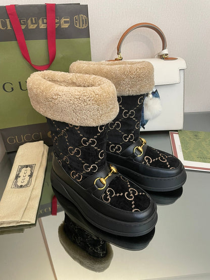 GUCCI HORSEBIT SNOW ANKLE BOOTS IN BLACK MONOGRAM VELVET MIX CALFSKIN AND LAMB WOOL LINING
