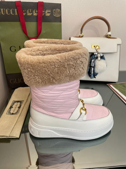 GUCCI HORSEBIT ANKLE BOOTS WITH MERINO TRIM IN LIGHT PINK NYLON MIX WHITE CALFSKIN
