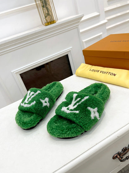 LOUIS VUITTON LV FLAT SLIPPER IN EMERALD GREEN MIX WHITE SHEARLING