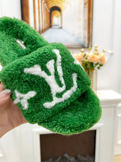 LOUIS VUITTON LV FLAT SLIPPER IN EMERALD GREEN MIX WHITE SHEARLING