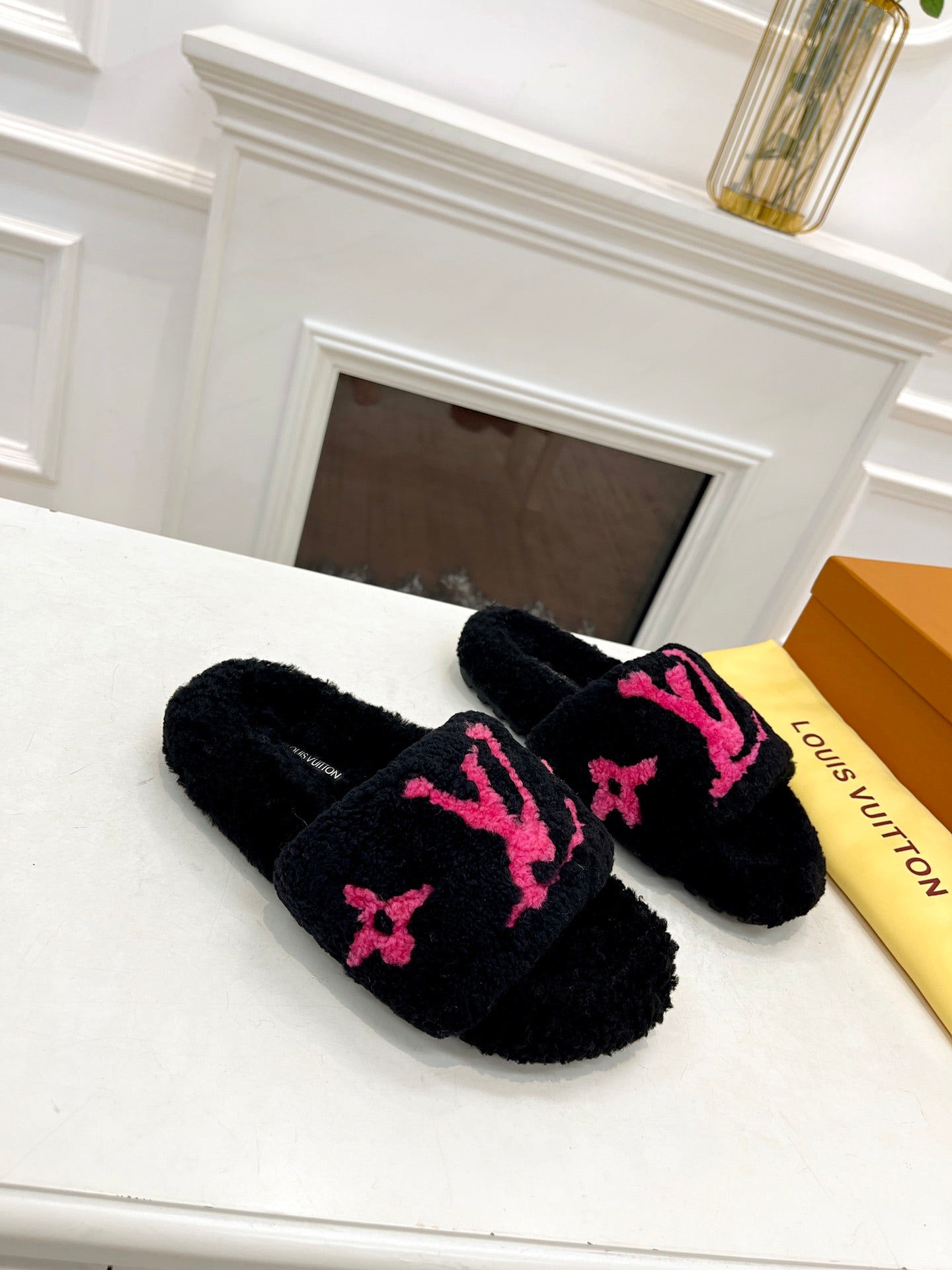 LOUIS VUITTON LV FLAT SLIPPER IN BLACK MIX BRIGHT PINK SHEARLING