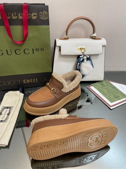 GUCCI LOAFER IN PEANUT BROWN AND CHOCOLATE BROWN CALFSKIN WITH BEIGE WOOL LINING