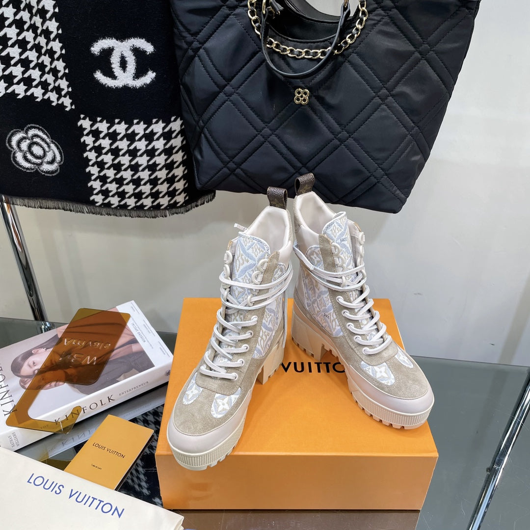 LOUIS VUITTON LAUREATE PLATFORM BOOTS IN OAT TAN SUEDE AND MONOGRAM JACQUARD PATTERN