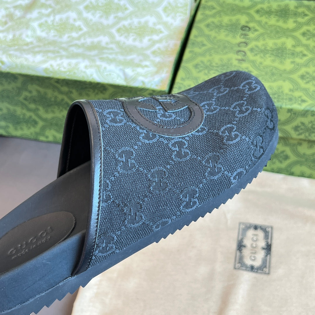 GUCCI INTERLOCKING G MULE IN BLACK MONOGRAM CANVAS AND LEATHER