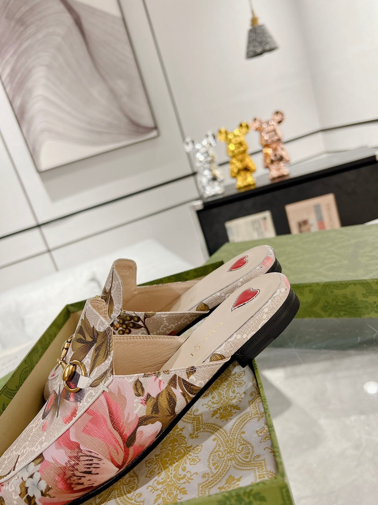GUCCI HORSEBIT FLOWER SLIPPER MULE IN LINEN BEIGE MONOGRAM JACQUARD FABRIC