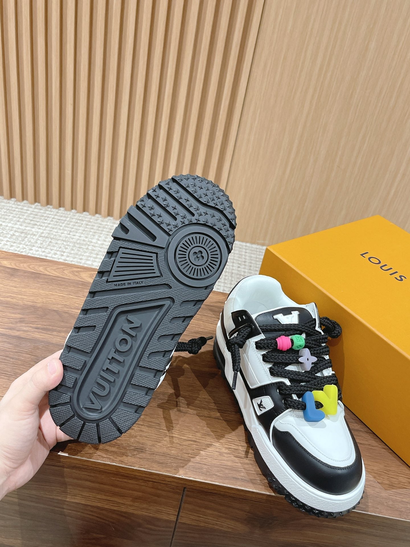 LOUIS VUITTON LV Trainer Maxi Sneaker White Mix Black Calfskin