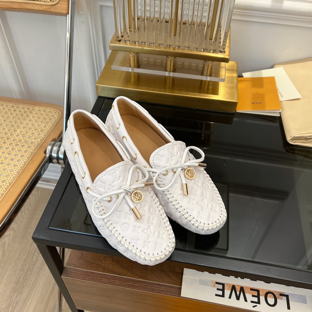 LOUIS VUITTON LV GLORIA FLAT LOAFER LOGO STAMPING WHITE