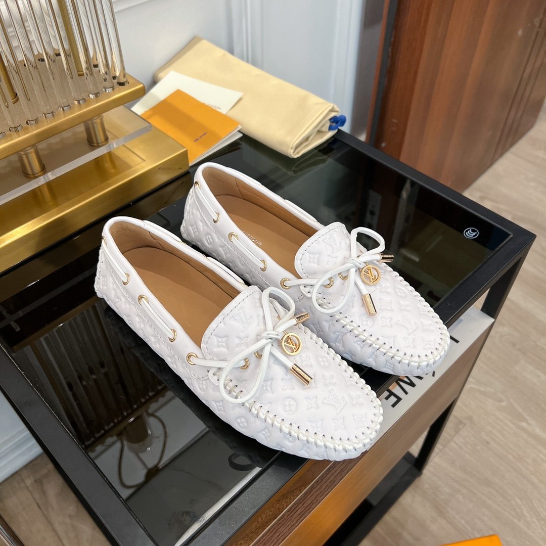 LOUIS VUITTON LV GLORIA FLAT LOAFER LOGO STAMPING WHITE