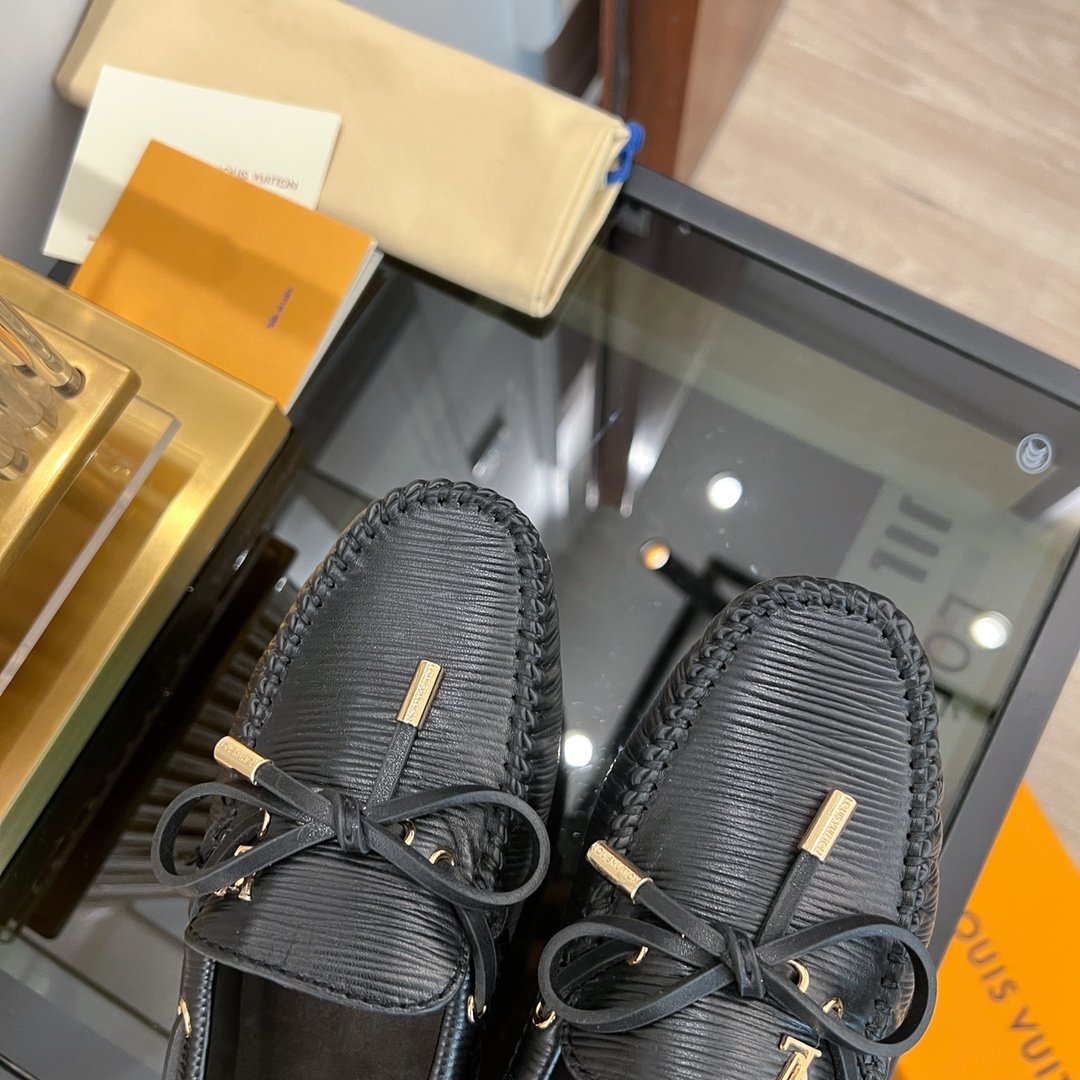 LOUIS VUITTON LV GLORIA FLAT LOAFER PLAIN BLACK
