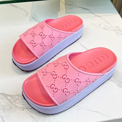 GUCCI PLATFORM SANDALS IN BABY PINK MONOGRAM IMPORTED TPU