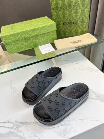 GUCCI PLATFORM SANDALS IN BLACK MONOGRAM IMPORTED TPU