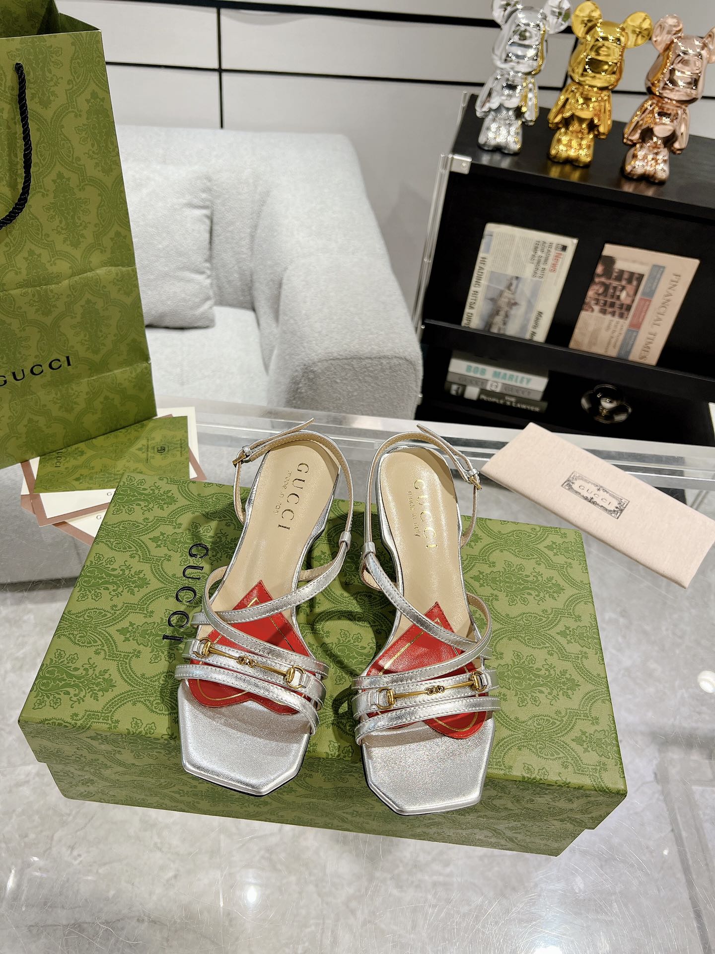 GUCCI HIGH HEEL 65MM IN SILVER CALFSKIN WITH RED HEART