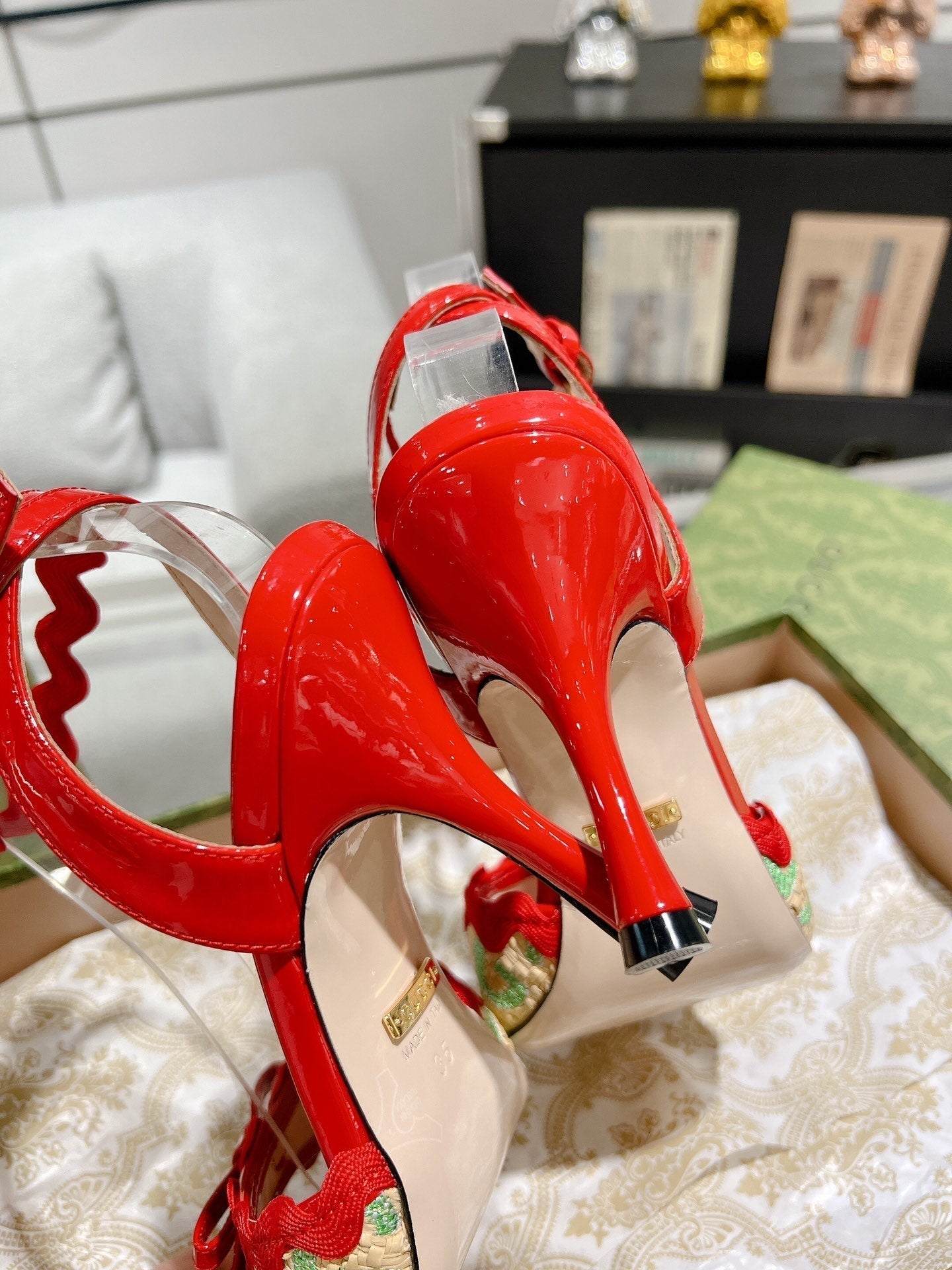 GUCCI HIGH - HEEL SANDAL CRIMSON FABRIC ATTACH BOW