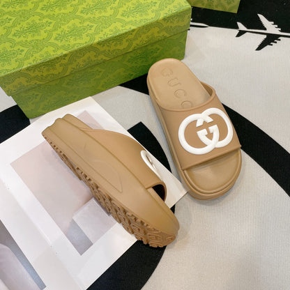 GUCCI INTERLOCKING G SLIDE SANDAL IN TORTILLA BROWN IMPORTED TPU