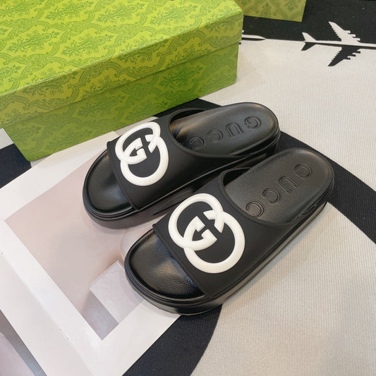 GUCCI INTERLOCKING G SLIDE SANDAL IN BLACK IMPORTED TPU