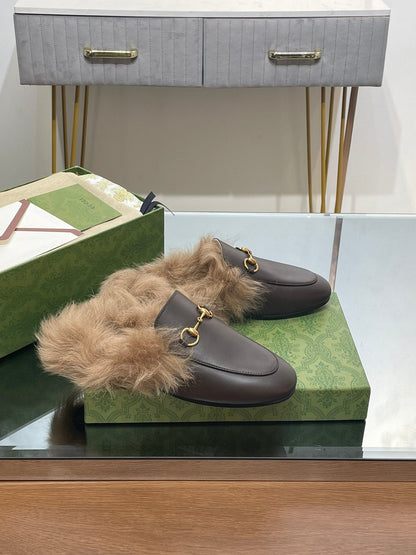 GUCCI HORSEBIT MULE IN MOCHA BROWN CALFSKIN AND LAMB WOOL LINING