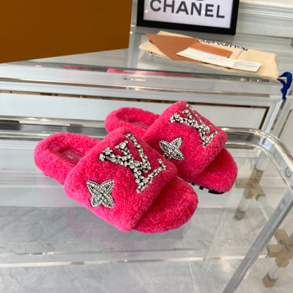 LOUIS VUITTON LV WOMEN'S PASEO FLAT SLIPPER IN DEEP PINK FLEECE
