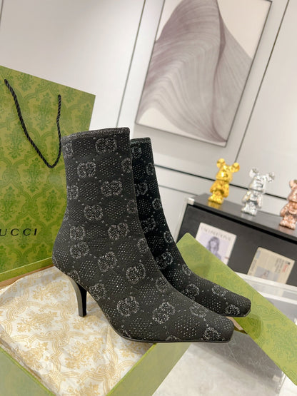 GUCCI ANKLE BOOTS IN BLACK KNITTED FABRIC