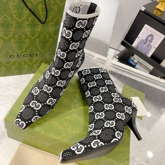 GUCCI ANKLE BOOTS IN BLACK MIX WHITE KNITTED FABRIC WITH RETRO STYLE
