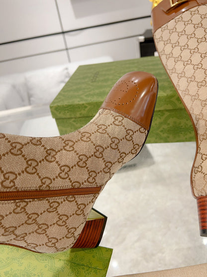 GUCCI KNEE BOOTS IN BRONZE BROWN MONOGRAM CANVAS AND GLOSSY SHEEPSKIN