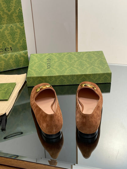 GUCCI BLONDIE LOGO-PLAQUE LOAFERS IN BRONZE BROWN SUEDE WITH GOLD HARDWARE