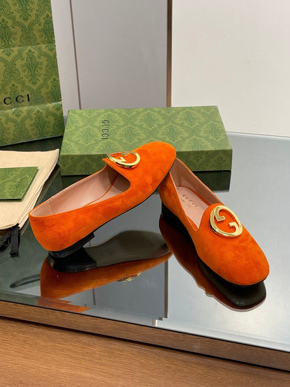 GUCCI BLONDIE LOGO-PLAQUE LOAFERS IN TIGER ORANGE SUEDE WITH GOLD HARDWARE