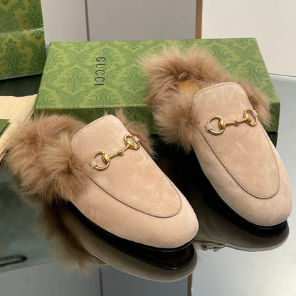 GUCCI HORSEBIT MULE IN TAN BROWN SUEDE AND LAMB WOOL LINING