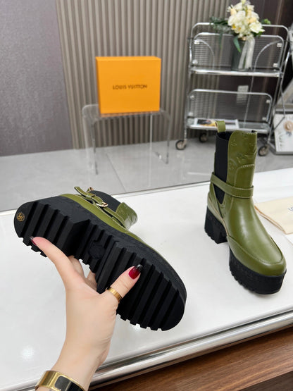 LOUIS VUITTON LAUREATE PLATFORM DESERT BOOT IN DARK OLIVE GREEN CALFSKIN