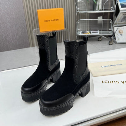 LOUIS VUITTON LV WOMEN SHORT BOOT IN BLACK CALFSKIN AND SUEDE